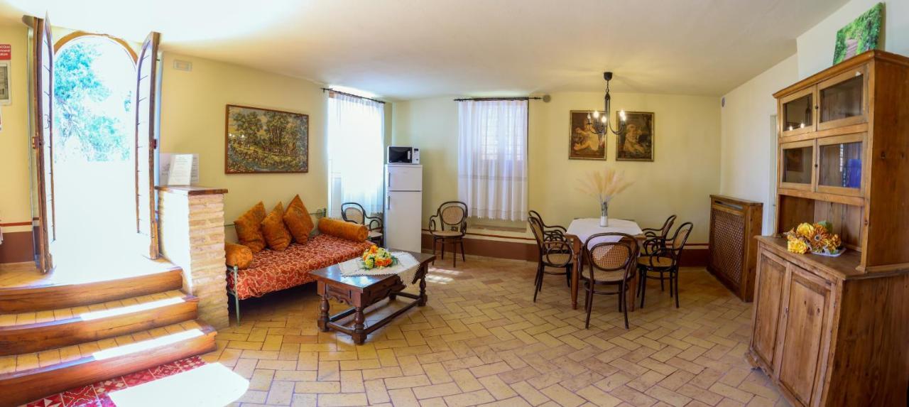 Montemaggiore al Metauro Albergo Diffuso Borgo Montemaggiore מראה חיצוני תמונה