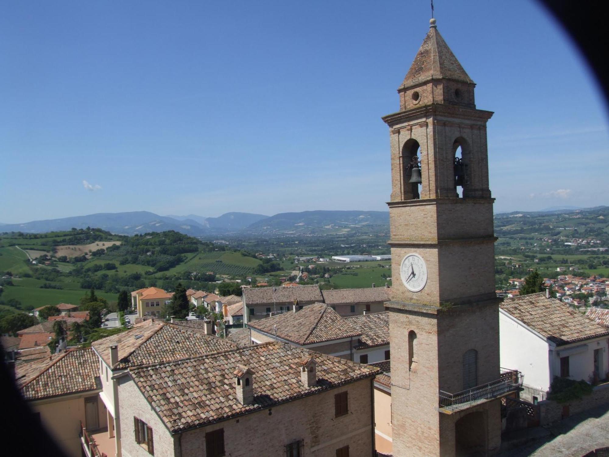 Montemaggiore al Metauro Albergo Diffuso Borgo Montemaggiore חדר תמונה